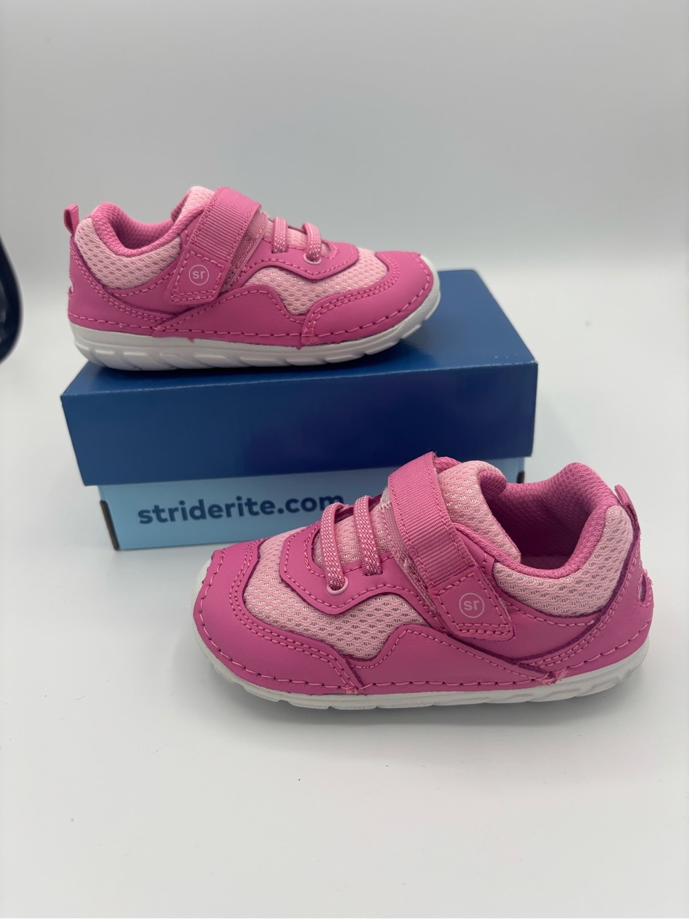 Stride Rite Pink Toddlers' Soft Motion Rhett walking shoes Size 6 Wide width